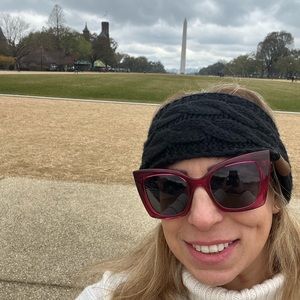 Meet your Posher, Luz